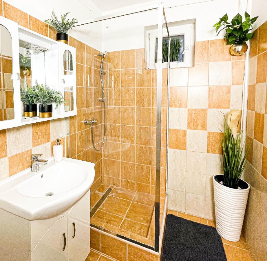 Villa Blue Apartman Szekszárd Exteriér fotografie